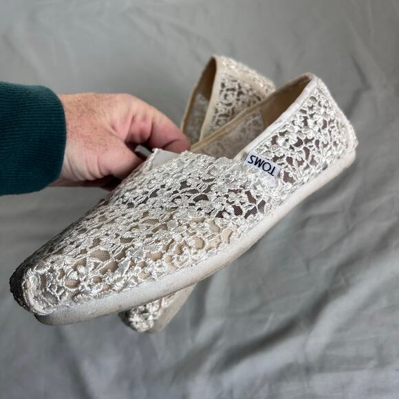 TOMS Women's size 7 Alpargata Crochet Slip on shoes - Picture 5 of 7